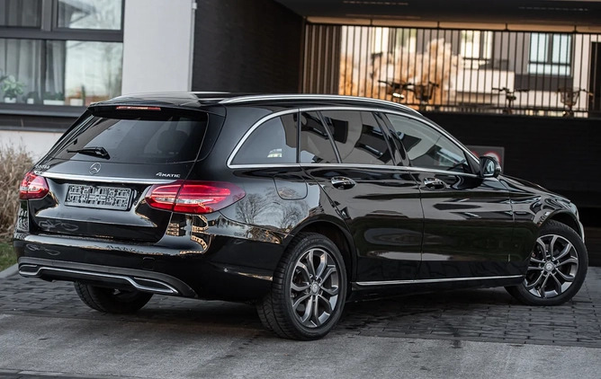 Mercedes-Benz Klasa C cena 73900 przebieg: 146000, rok produkcji 2016 z Radom małe 704